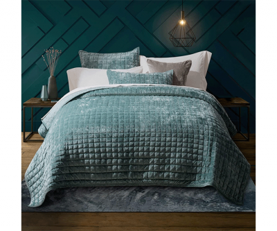 RECYCO Luxury Velvet Quilt